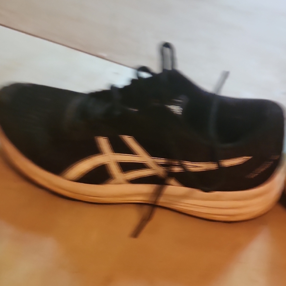 ASICS Black and White Running Shoe